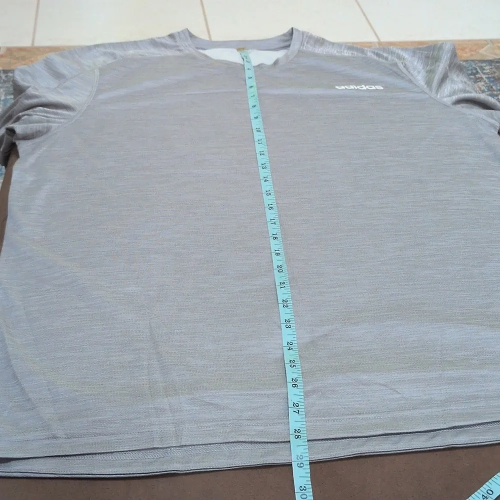 adidas Climalite Men's Gray Short Sleeve Athletic Shirt Size XL